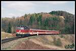 2143 068 ist am 26.03.2002 mit R4717 bei Laßnitzhöhe durch das oststeirische Hügelland unterwegs.