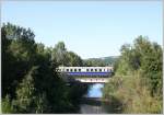 Der 5042 14 als REX 7390 bei der berquerung des Marchfeldkanals in Wien/Strebersdorf.