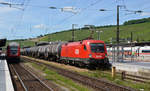 1016 038 rollte mit einem Kesselwagenzug am 12.06.17 durch den Würzburger Hbf Richtung Nürnberg/München.