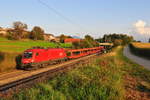 Die 1016 002 der ÖBB mit einem leeren Autozug 30.09.17 bei Straß in der Nähe von Teisendorf.