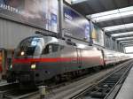 1016 035-6  Spirit of Linz mit IC-Wagen in Mnchen Hbf, 5.4.2009