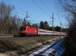 Die 1016 022 mit einem OIC am 07.03.2015 unterwegs bei Hallwang.