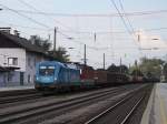 Die 1016 023 (Kyoto) und die 1144 227 am 19.09.2009 mit einem Gemischten Gterzug bei der Durchfahrt in Brixlegg.