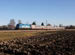 Die 1016 023 mit dem IC Königsee am 14.12.2013 unterwegs bei Übersee.