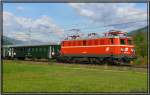 Nostalgiesonderzug von Selzthal nach Spielfeld-Stra mit E-Lok 1041 202 fotografiert in Kammern.
15.09.2007