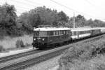 CZA 4061.13 (1046.13) am 02.August 2015 vor dem EZ 14391 bei Perchtoldsdorf.