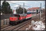 1063 013 mit einer 1144 im Schlepp fährt bei Bruck an der Mur als Lokzug Richtung Leoben.