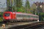 1116 242 am 02.05.09 mit IC 64 aus Wien am Heimeranplatz