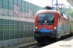 Taurus 1116 048-8  Rail Cargo Hungaria am 21.5.2014 am Bahnhof Linz Ebelsberg in Richtung Wien