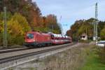 1116 132 mit einem Autozug am 22.10.2013 in Aßling (Oberbay).