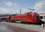 Eine Railjet Testgarnitur mit 1116 214 am 11.06.2009 abgestellt in Innsbruck Hbf.