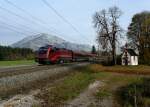 1116 200 mit einem Railjet am 30.10.2012 bei Brixlegg.