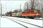 1142 693 & 1116 264  Euromotion  ziehen einen Holzzug ber den Semmering.
Eichberg 21.03.2009