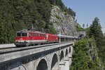 1142 595 + 1116 190 mit Güterzug auf dem Krauselklauseviadukt am 8.06.2016.