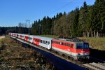 Das Objekt der Begierde - Ziel des Fotoausfluges ins Chiemgau: Der Meridian Ersatzverkehr mit den ÖBB 1142, die nach langer Zeit wieder planmäßig auf deutschen Boden zum Einsatz kamen.