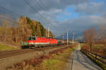 1144 204 + 1116 xxx mit einem Güterzug am 01.12.2012 bei Terfens.