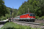 1144.271 fährt mit EC-158 kurz nach dem Wagnergraben-Viadukt vor Klamm/Sch.