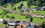 Zwei ÖBB 1144 vorn und eine 1144er hinten durchfahren am 25.08.10 die Haltestelle St.