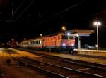 1144 40 stoppt mit dem abendlichen IC 600 am 07.12.2015 in Kirchdorf an der Krems!