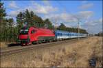 1216.230 mit CD-Wagengarnitur als Rj 71 am 06.01.2015 kurz nach Wr.Neustadt.