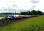 1216 226  EM-Tschechien  mit einem OIC nach Wien West am 16.05.2009 unterwegs bei Seekirchen am Wallersee.