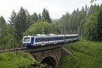 Nahe der Haltestelle Wolfsbergkogel ist der 4020 234 am 27.07.2016 zu sehen.