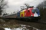 Der Rumnien Taurus 1116 056 mit IC 2083 „Knigsee“ am 17.12.2008 in Haar (bei Mnchen).