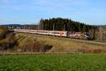 Die 1116.180 kam dann noch vor dem IC 649 von Salzburg nach Wien HBF zurück und wurde bei Pöndorf abgewartet.