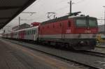 Die BB 1144 226 mit City Shuttle nach Wrgl, steht bereit in Innsbruck Hbf am 12 sept 2012.