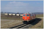 2143.56 und 2143 070 vom Verein Neue Landesbahn am 25.2.2018 mit einem leeren Getreidezug von Korneuburg nach Ernstbrunn unterwegs, aufgenommen kurz nach Hetzmannsdorf.