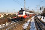 4744 004 am 02.Dezember 2017 als S7-Zug 27525 (Wolkersdorf - Wolfsthal) bei der Haltestelle Siemensstrasse.