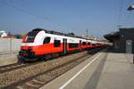 ÖBB citytsches'n 4746 561-1 als erstes Fahrzeug des S2-Zuges 29375 (Floridsdorf - Mödling) am 24.März 2019 in Atzgersdorf.