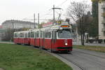 Wien Wiener Linien SL 6 (E2 4092 + c5 1492) VI, Mariahilf, Linke Wienzeile am 20. Oktober 2017.