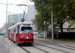 Wien Wiener Linien SL 26 (E1 4858 + c4 1318) XXII, Donaustadt, Ziegelhofstraße am 18.