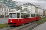 Triebwagen 4318, Linie 18,Landstraßer Gürtel am 21.11.2017.