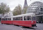 Wien Wiener Linien SL 9 (E1 4843) Neubaugürtel / Westbahnhof am 20.