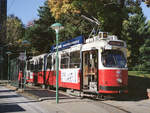 Wien Wiener Linien SL 41 (E2 4012 + c5 1422) XVIII, Währing, Pötzleinsdorf, Max-Schmidt-Platz (Endstation Pötzleinsdorf (Einstieg)) am 22. Oktober 2010. - Scan eines Farbnegativs. Film: Fuji S-200. Kamera: Leica CL.