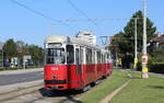 Wien Wiener Linien SL 25 (c4 1323 (Bombardier-Rotax 1974) + E1 4774 (SGP 1972)) XXII, Donaustadt, Langobardenstraße am 25.