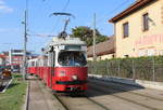 Wien Wiener Linien SL 30 (E1 4858 (SGP 1976)) XXI, Floridsdorf, Stammersdorf, Bahnhofplatz am 24.