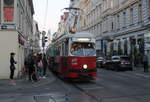 Wien Wiener Linien SL 49 (E1 4519 (Lohnerwerke 1973) + c4 1360 (Bombardier-Rotax 1976) VII, Neubau, Westbahnstraße / Kaiserstraße am 16.