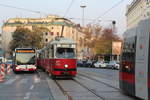 Wien Wiener Linien SL 49 (E1 4539 + c4 1357) XV, Rudolfsheim-Fünfhaus, Fünfhaus, Hütteldorfer Straße / Johnstraße am 19. Oktober 2018. - 1912 bekam die Johnstraße im 15. Bezirk ihren Namen nach Franz Xaver Freiherr von John (1815-1876), der u.a. Kriegsminister (1866) gewesen war. 