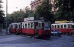 Wien Wiener Stadtwerke-Verkehrsbetriebe (WVB) SL 25K (M 4094 (Lohnerwerke 1929) + m3 5236 (Simmeringer Waggonfabrik 1928)) I, Innere Stadt, Ringstraße / Babenbergerstraße im Juli 1975.