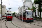 Wien WL SL 5 (E1 4814 / B 681) Hernalser Gürtel / Uhlplatz (Hst.