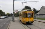 Wien Wiener Linien: Der ATw BH 6400 (ex-B 71) fährt an der Haltestelle Pantucekgasse / Widholzgasse vorbei.