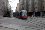 Wien Wiener Linien SL 1 (B1 766) Knöllgasse / Quellenstraße am 14.