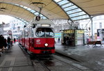 Wien Wiener Linien SL 6 (E1 4520) Neubaugürtel (Hst.