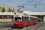 E1 4769 mit c4 1353 - beide werden nur mehr eine kurze Zeit auf den Gleisen Wiens verrichten - auf der Linie 25 kurz nach dem Einbiegen in die Prandaugasse, 16.08.2016