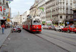 Wien WVB SL 58 (E1 4700 (SGP 1968)) Mariahilfer Straße im Juli 1992.