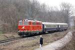 NLB 2143 070-7 am 23.März 2018 mit LP als Zubringer zum Sonderzug Waldmühle-Rosenburg kurz vor der Ladestelle Waldmühle.