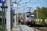 Akiem Vectron 193 849 im Auftrag von ECCO-Rails Wien mit einem Kesselzug am 20.09.2023 in Lanzendorf-Rannersdorf Richtung Ungarn.